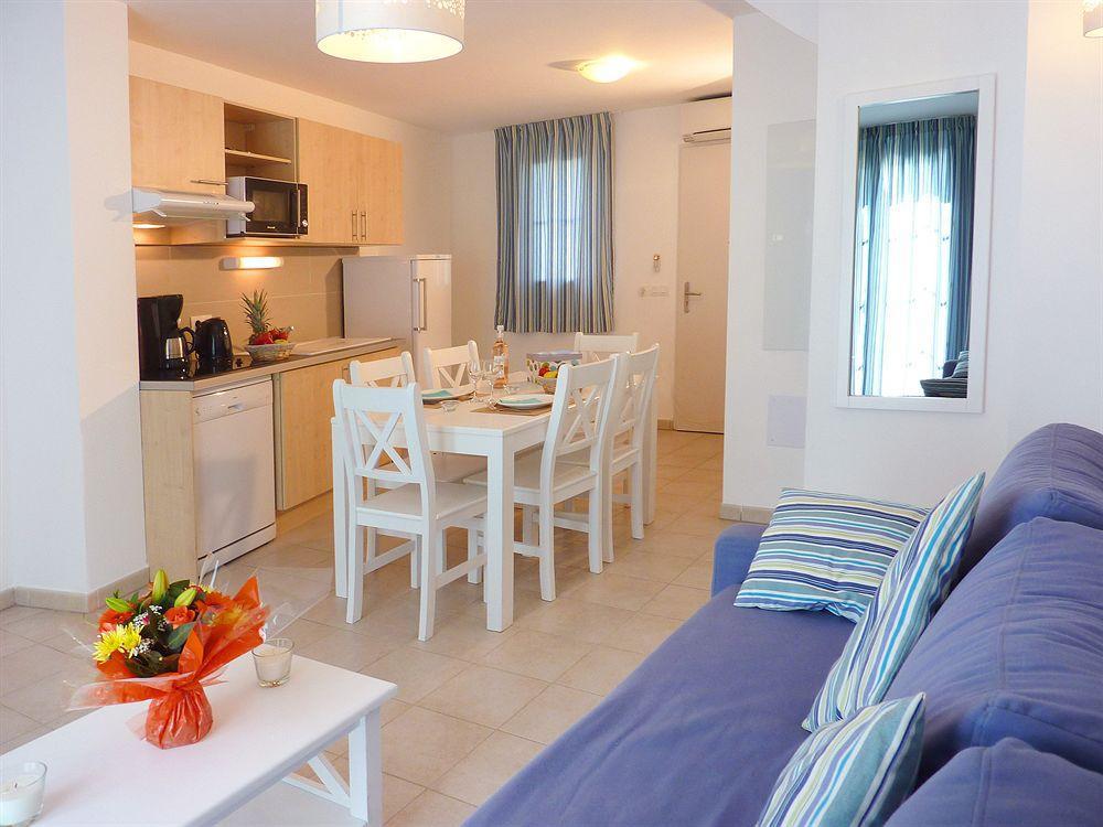 Pierre & Vacances Hotel Du Golf De Pont Royal En Provence Mallemort Ngoại thất bức ảnh