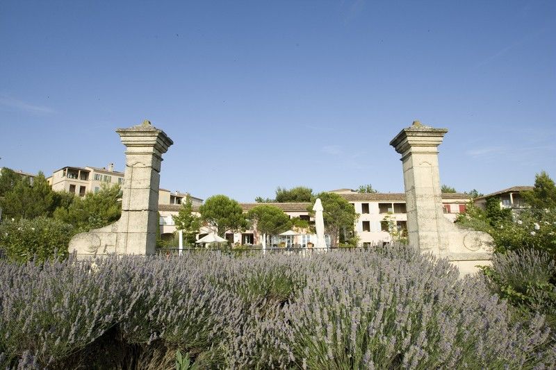 Pierre & Vacances Hotel Du Golf De Pont Royal En Provence Mallemort Ngoại thất bức ảnh